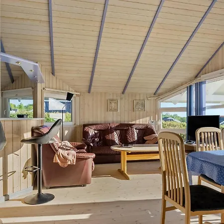 3 Bedroom Awesome In Sjolund Dom wakacyjny